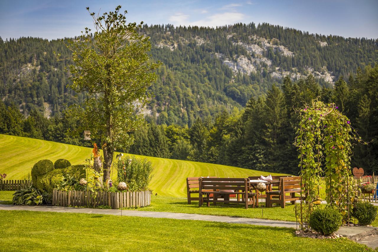 Wohlfuehlbauernhof Bambichlhof Villa Fuschl am See Buitenkant foto